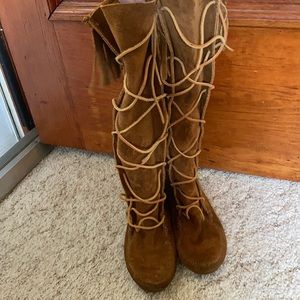 Minnetonka lace up boots